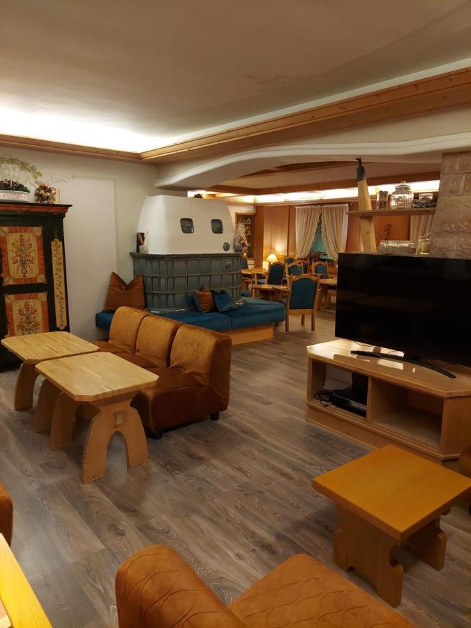 Hotel Alpina Pinzolo Exterior foto