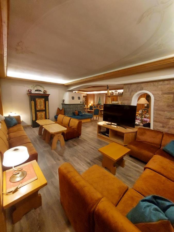 Hotel Alpina Pinzolo Exterior foto
